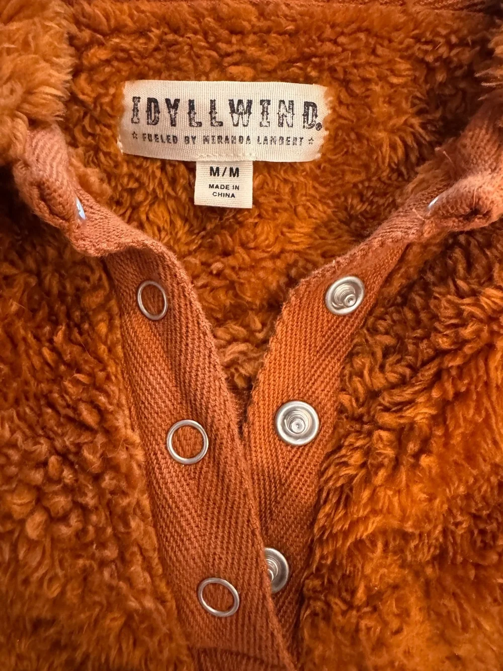 Idyllwind plush teddy